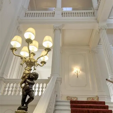 Walburg Отель 4*