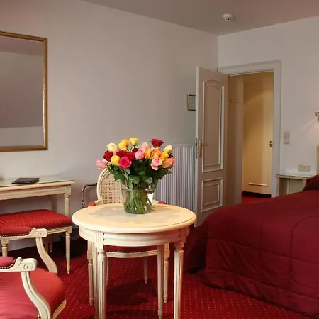 Walburg Hotel
